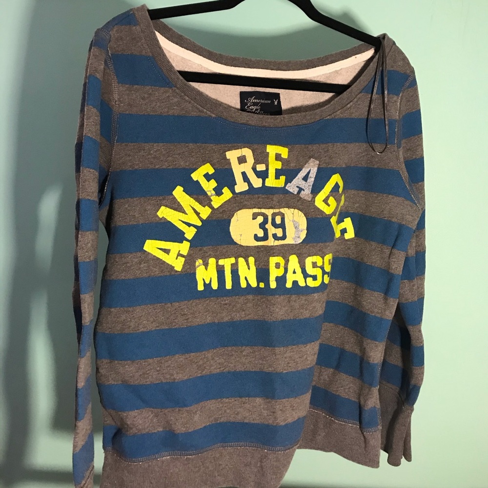 American Eagle Sweater 💙